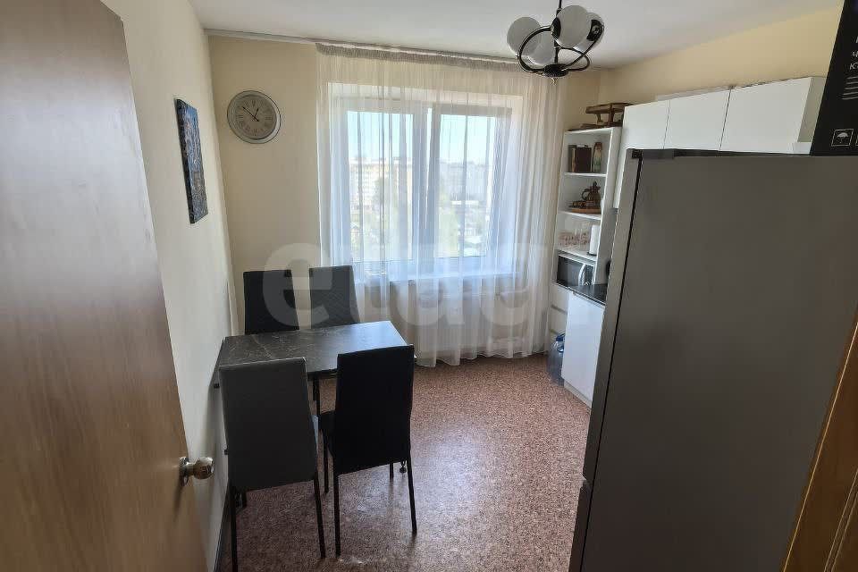 Продаётся 2-комнатная квартира, 58.3 м²