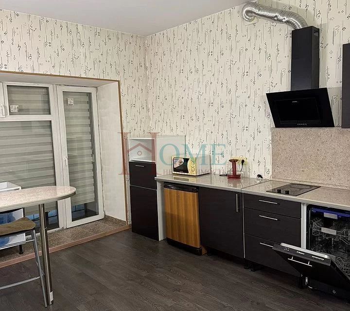 Сдаётся 1-комнатная квартира, 40 м²