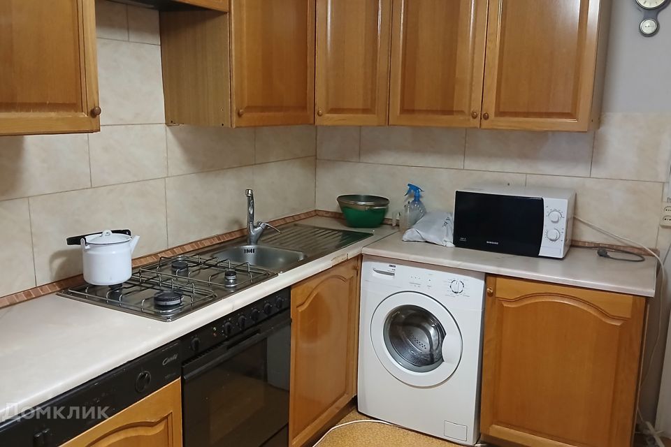 Сдаётся 2-комнатная квартира, 57.8 м²