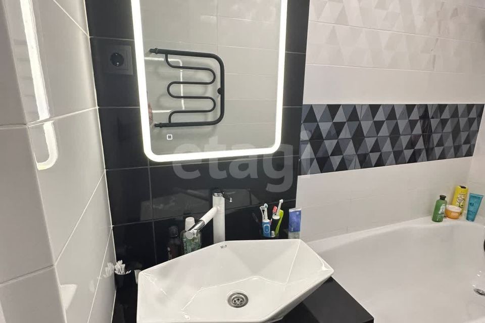 Продаётся 2-комнатная квартира, 44.5 м²