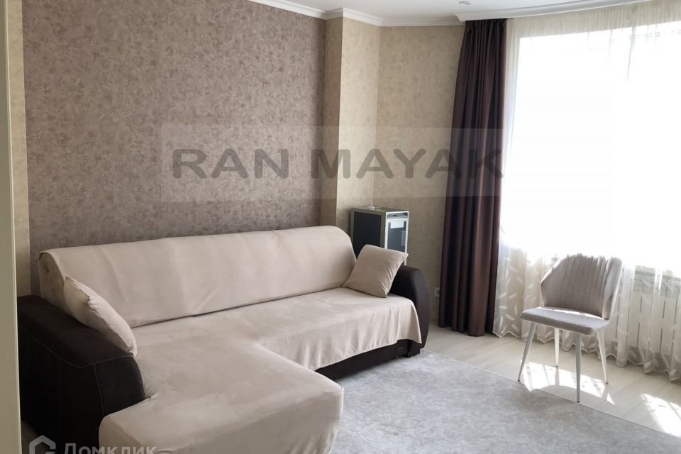 Продаётся 2-комнатная квартира, 64.8 м²