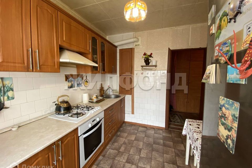 Продаётся 3-комнатная квартира, 59.7 м²