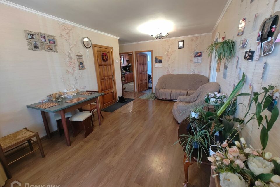 Продаётся 4-комнатная квартира, 78.8 м²