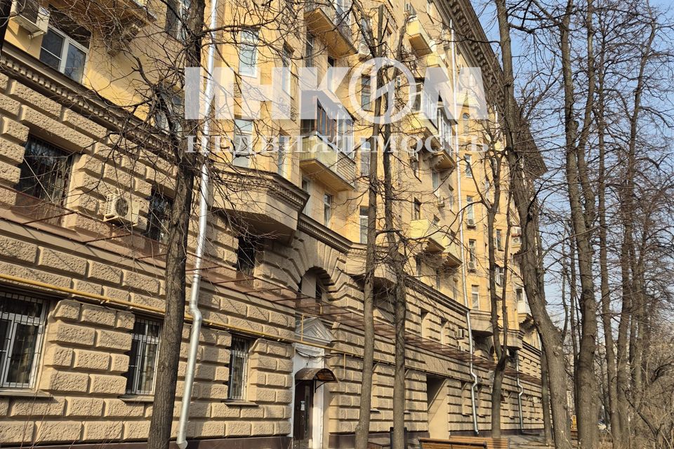 Продаётся 1-комнатная квартира, 54 м²