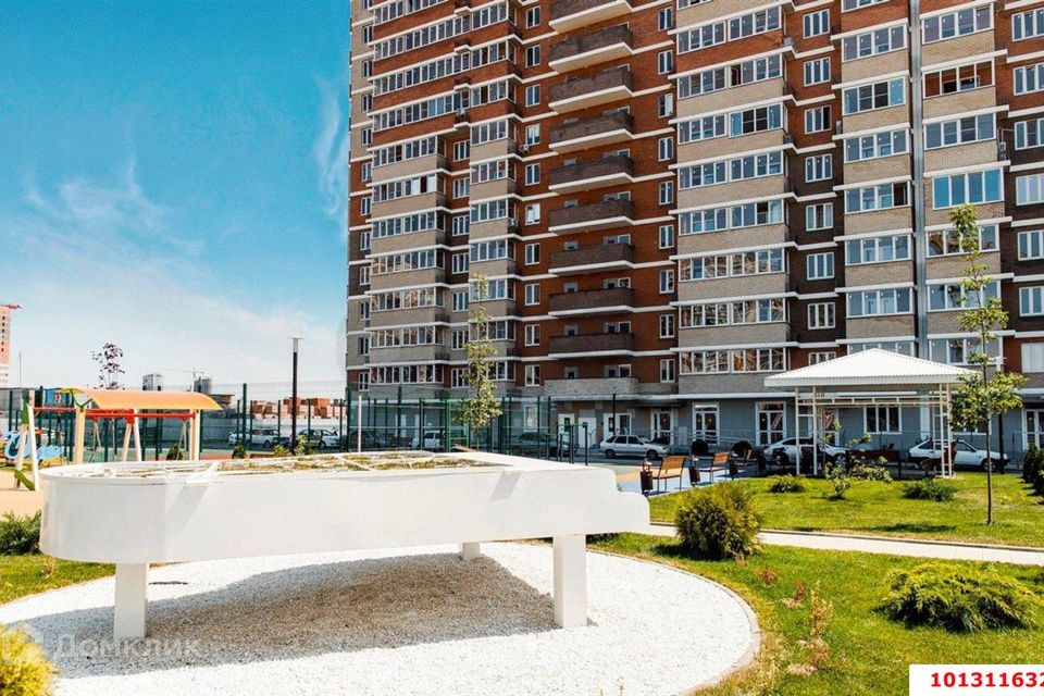 Продаётся 1-комнатная квартира, 46 м²