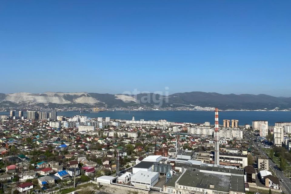 Продаётся 2-комнатная квартира, 55.9 м²
