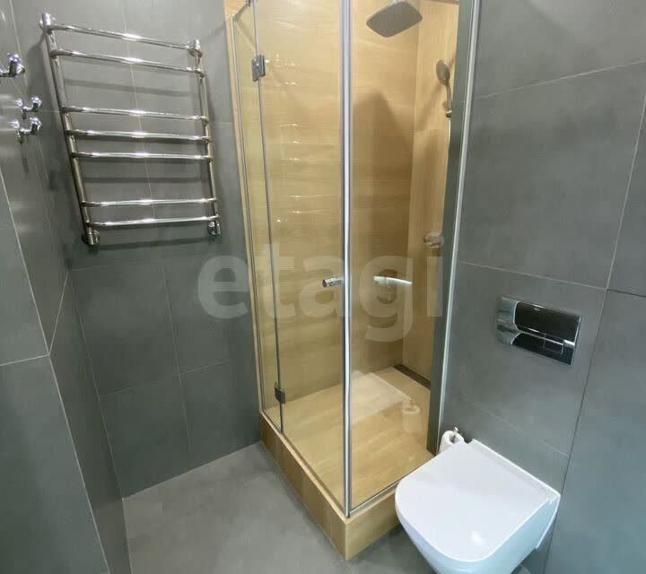 Продаётся 2-комнатная квартира, 72 м²