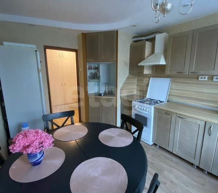 Продаётся 3-комнатная квартира, 68 м²