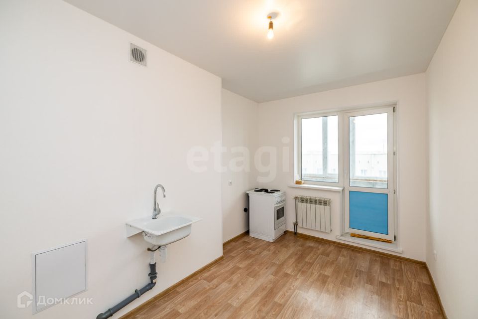 Продаётся 1-комнатная квартира, 54.1 м²