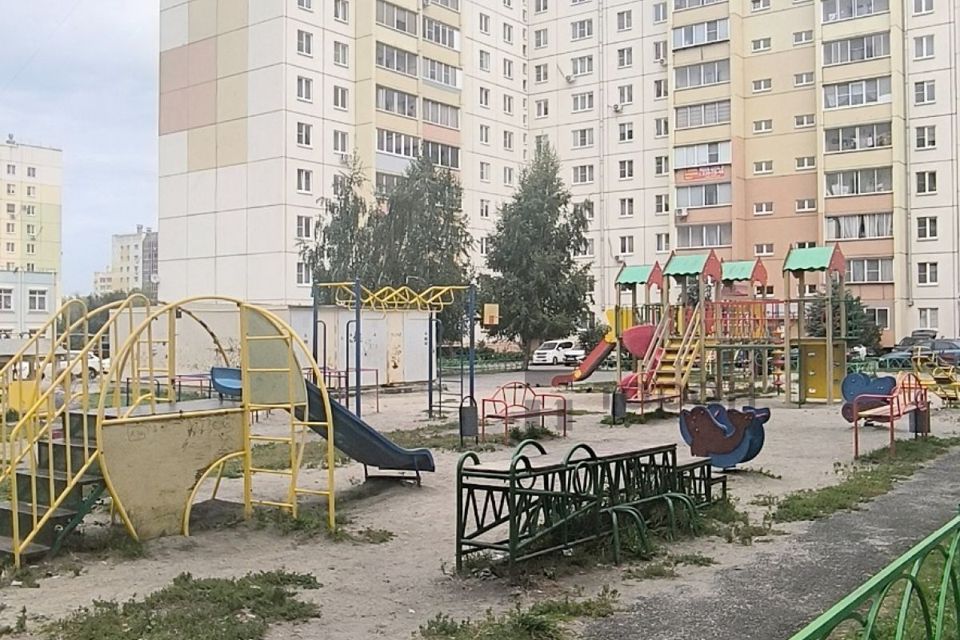 Продаётся 2-комнатная квартира, 49.7 м²