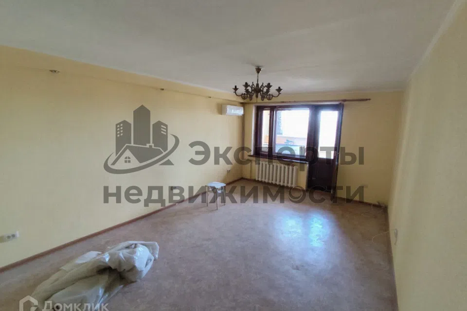 Продаётся 4-комнатная квартира, 94 м²