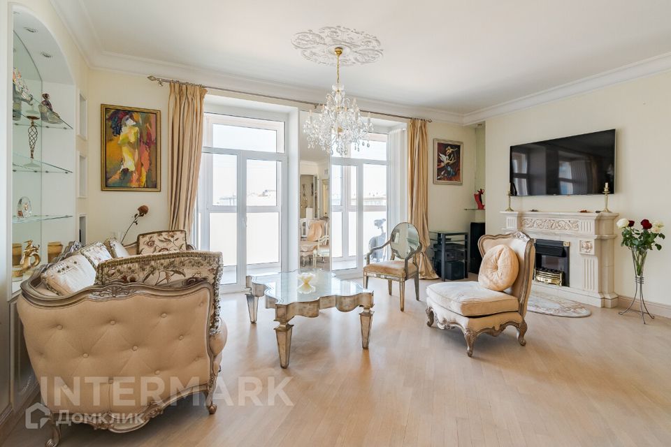 Сдаётся 5-комнатная квартира, 150 м²