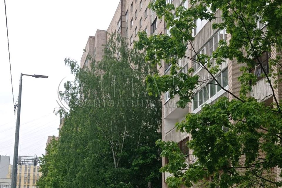 Продаётся 4-комнатная квартира, 74.5 м²