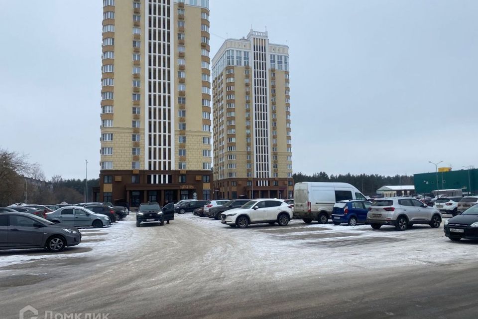 Продаётся 2-комнатная квартира, 64.1 м²