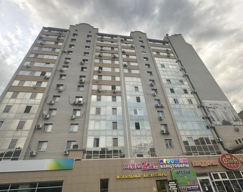 Продаётся 1-комнатная квартира, 50.3 м²