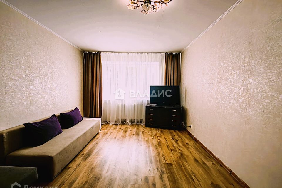Продаётся 1-комнатная квартира, 39.7 м²