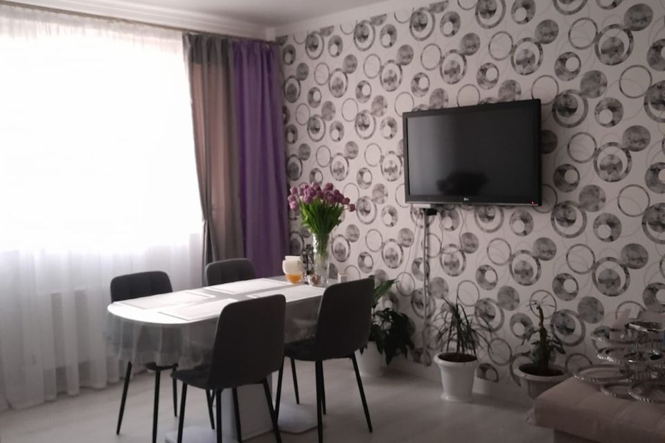 Продаётся 3-комнатная квартира, 75 м²