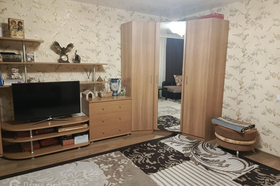 Продаётся 3-комнатная квартира, 127 м²