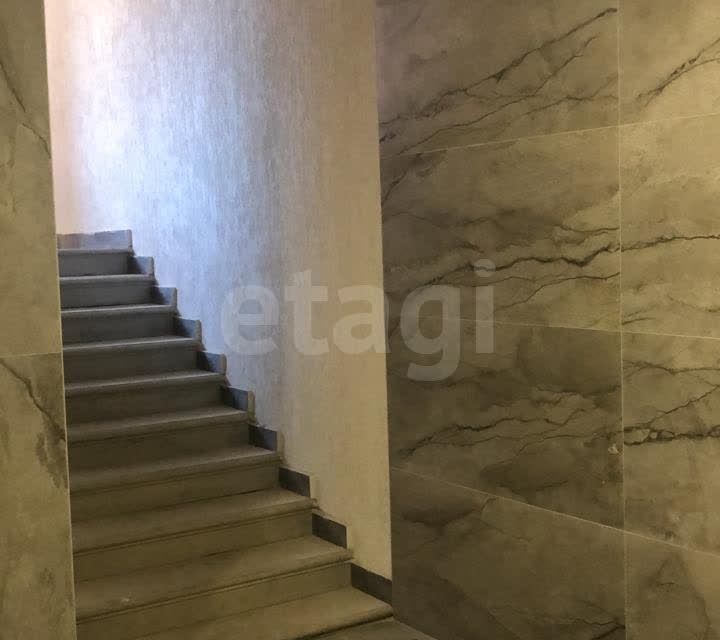 Продаётся 1-комнатная квартира, 40.8 м²