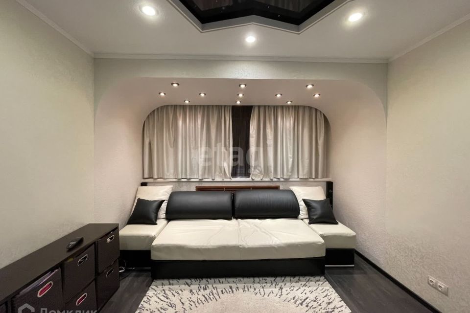 Продаётся 2-комнатная квартира, 56.1 м²
