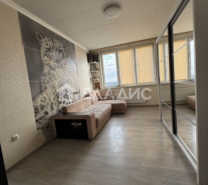 Продаётся 2-комнатная квартира, 56.4 м²