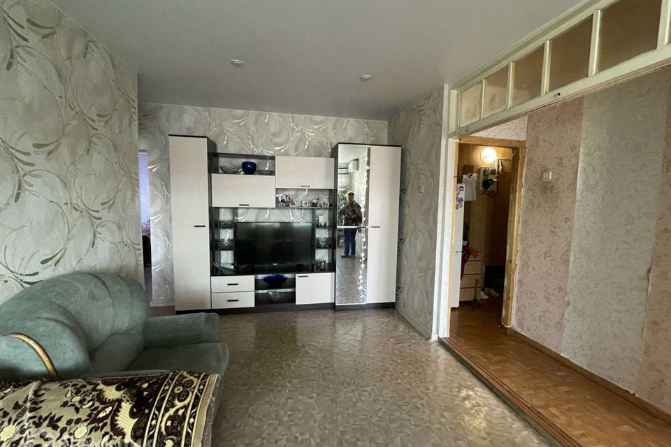 Продаётся 3-комнатная квартира, 55.6 м²