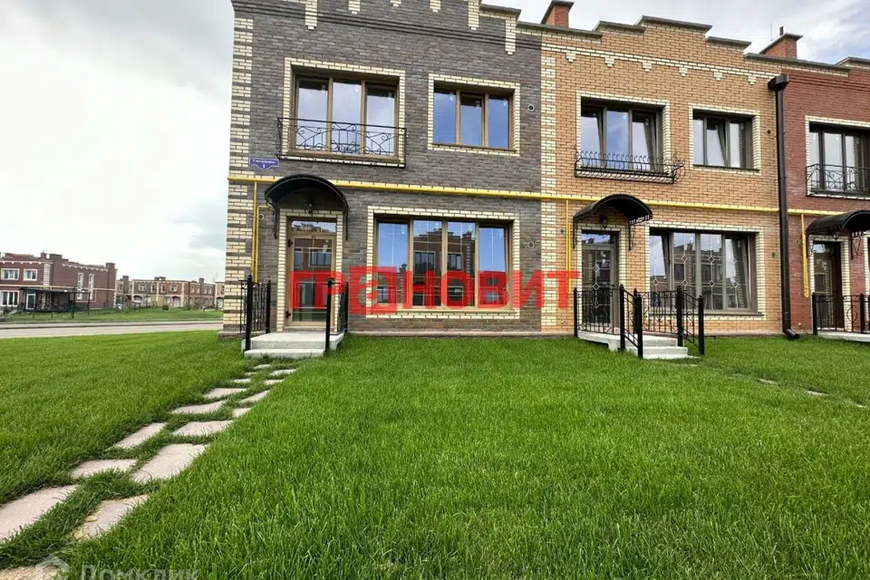 Продаётся 3-комнатная квартира, 62.3 м²