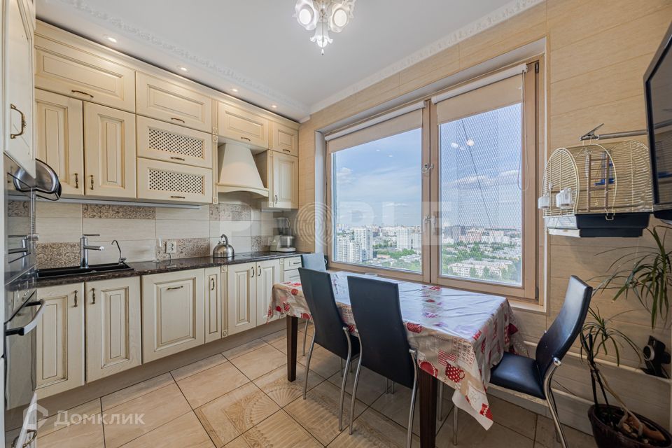 Продаётся 2-комнатная квартира, 66.8 м²