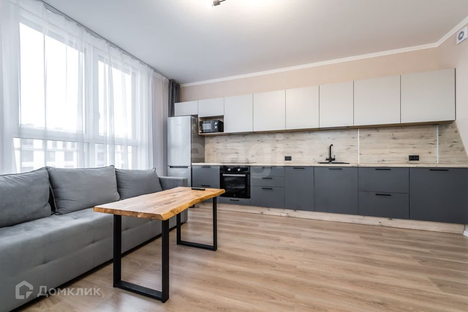 Продаётся 2-комнатная квартира, 61.2 м²