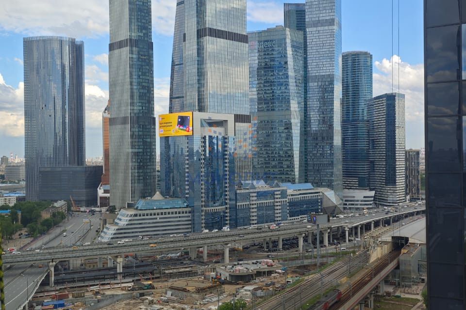 Продаётся 3-комнатная квартира, 82 м²