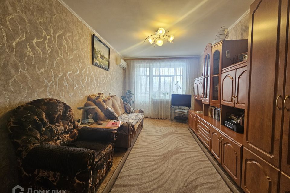 Продаётся 3-комнатная квартира, 60.7 м²