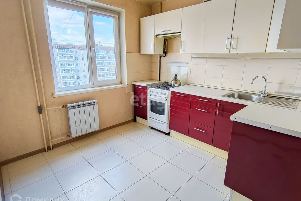 Продаётся 4-комнатная квартира, 77.4 м²