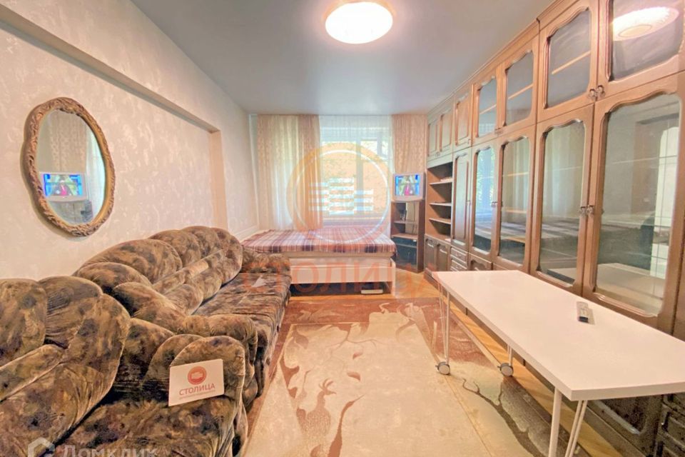 Сдаётся 2-комнатная квартира, 56 м²
