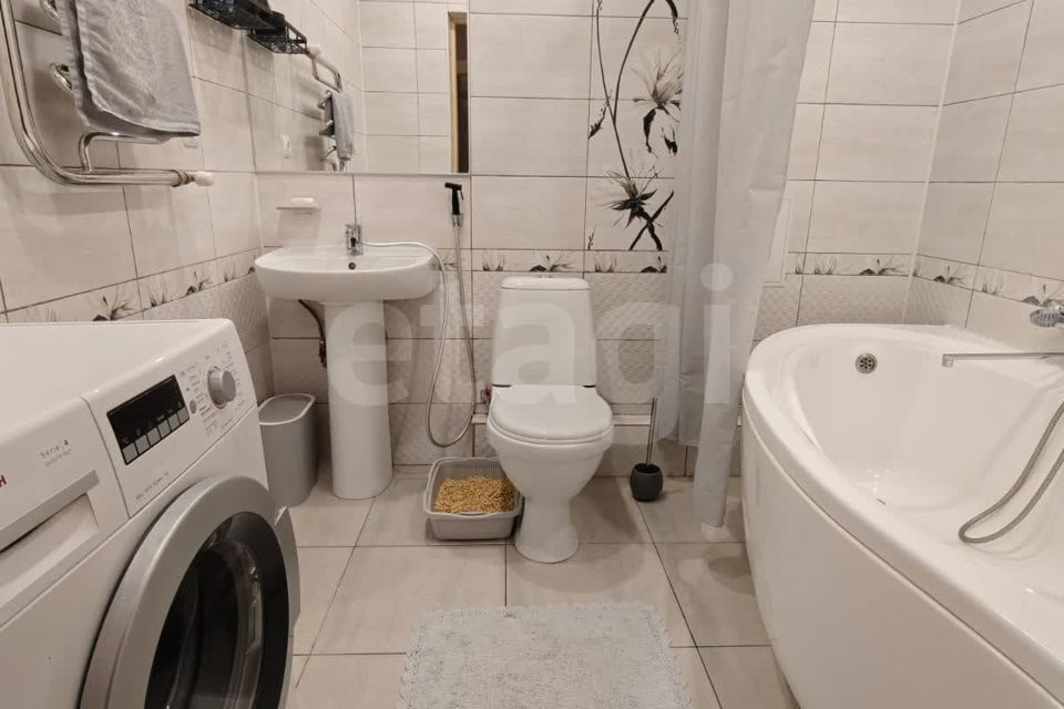 Продаётся 1-комнатная квартира, 41.7 м²