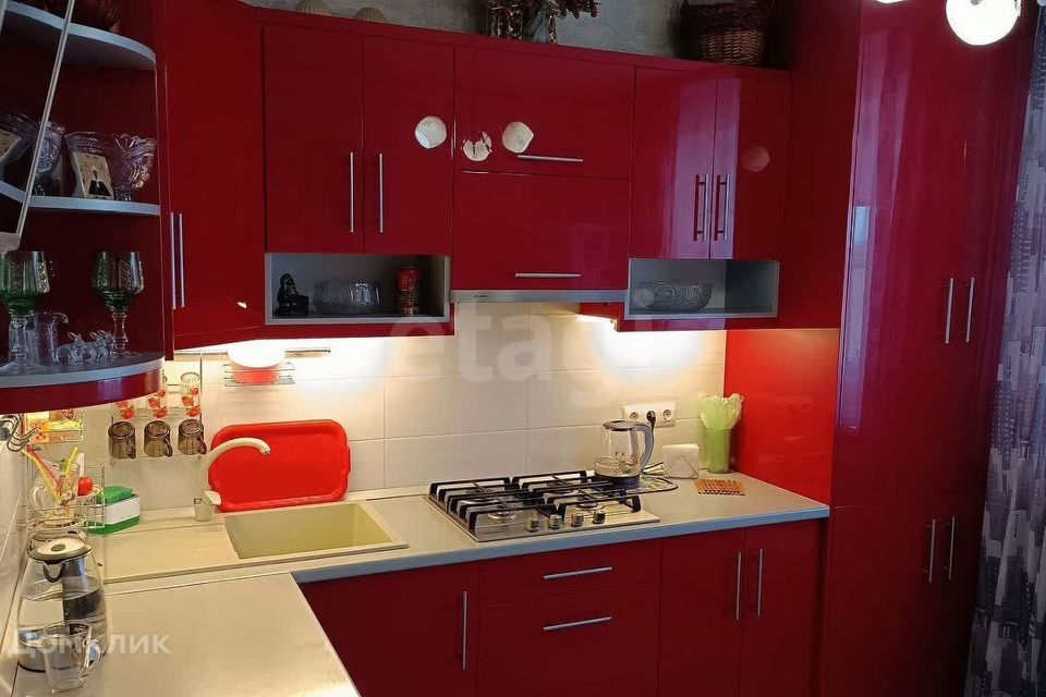 Продаётся 1-комнатная квартира, 43 м²