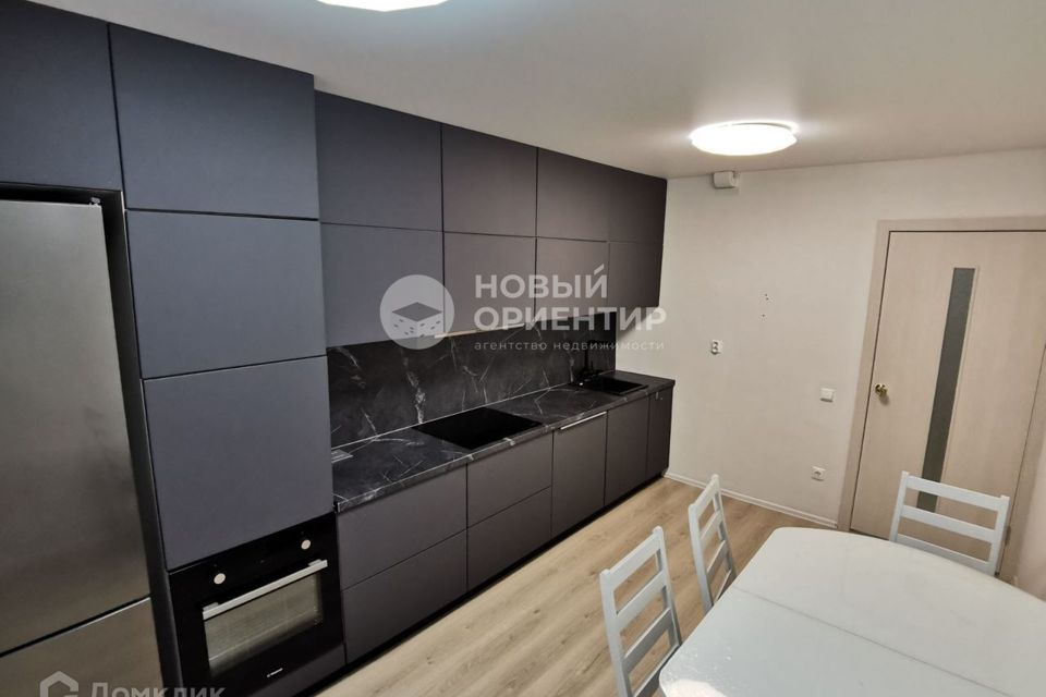 Продаётся 2-комнатная квартира, 55.5 м²