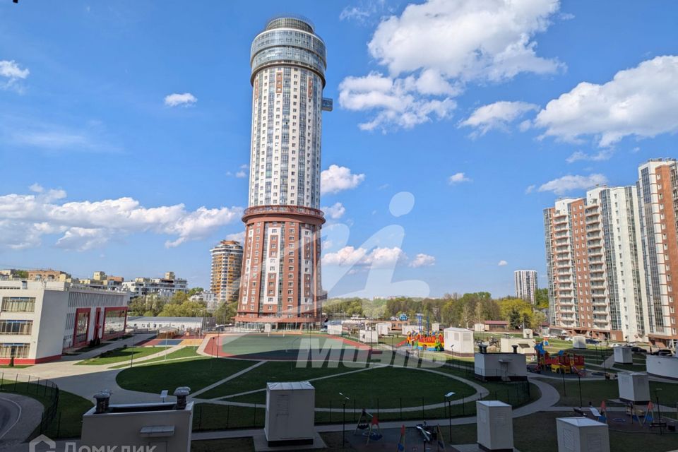 Продаётся 3-комнатная квартира, 110 м²
