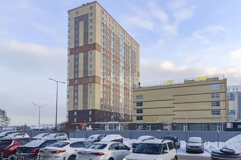 Продаётся 2-комнатная квартира, 77.3 м²