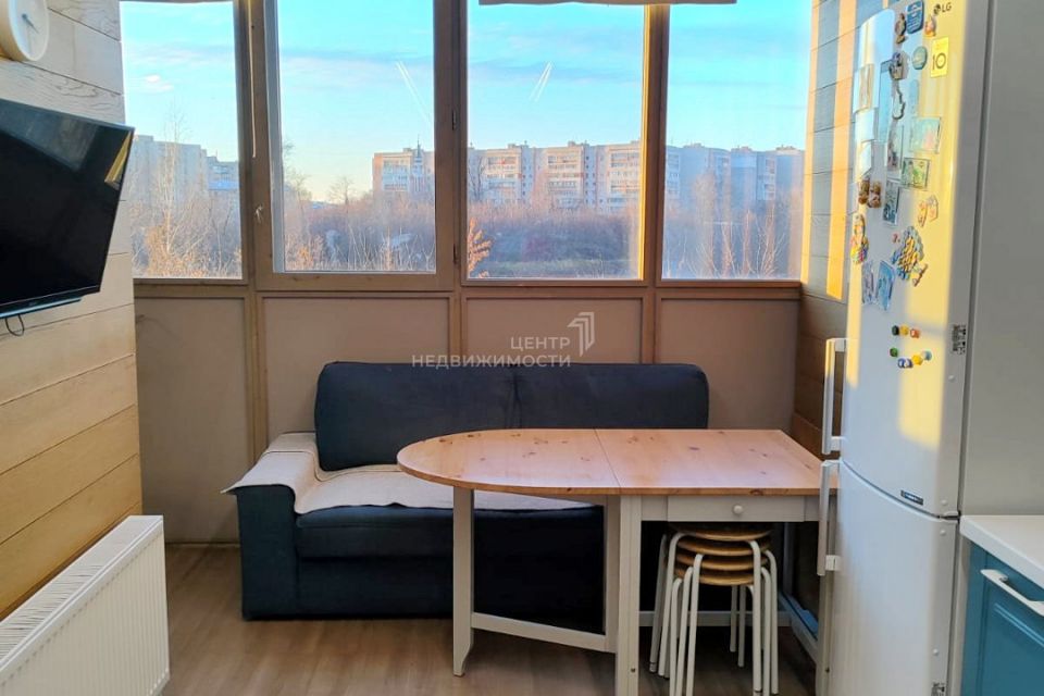 Продаётся 1-комнатная квартира, 43 м²