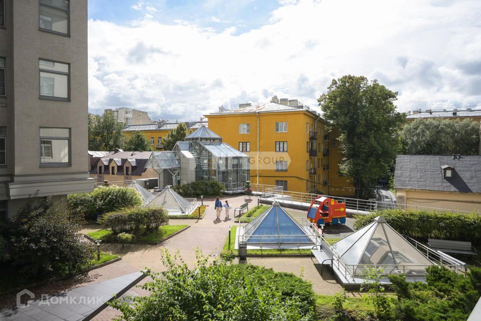 Продаётся 5-комнатная квартира, 177.3 м²