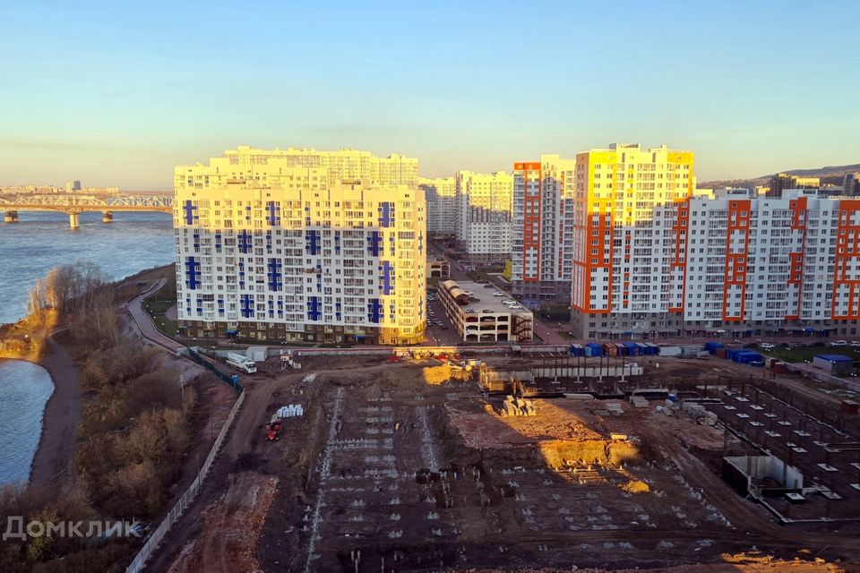 Продаётся 1-комнатная квартира, 41.6 м²