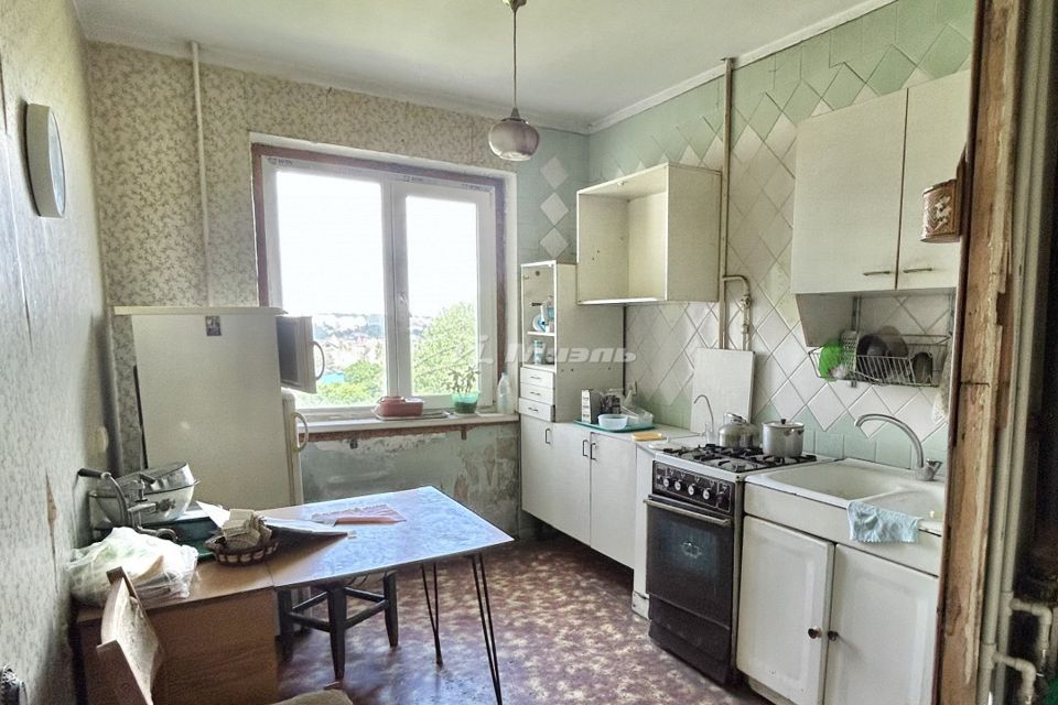 Продаётся 3-комнатная квартира, 63.8 м²