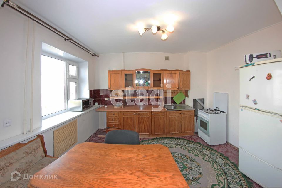 Сдаётся 2-комнатная квартира, 70.4 м²