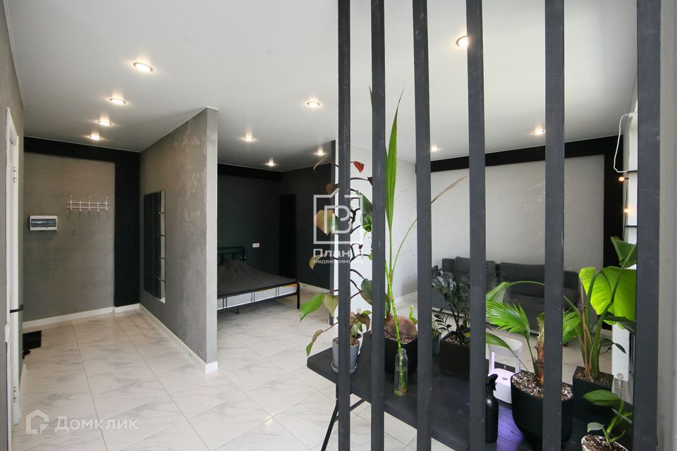 Продаётся 1-комнатная квартира, 43 м²