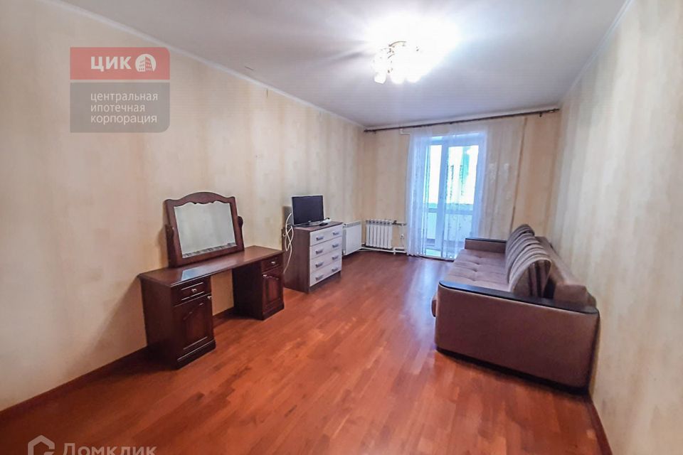 Продаётся 4-комнатная квартира, 89.9 м²