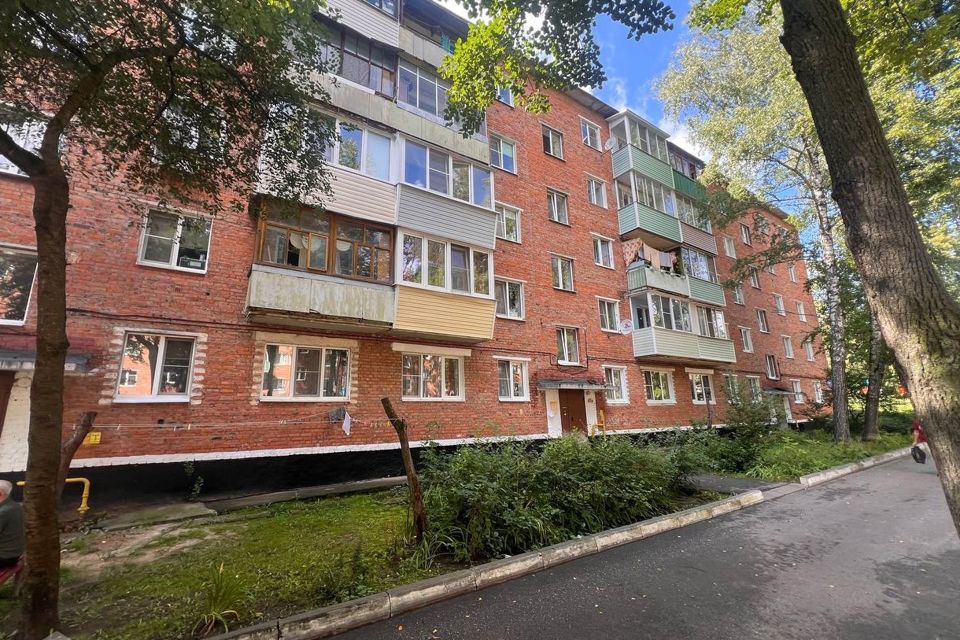 Продаётся 3-комнатная квартира, 61.9 м²