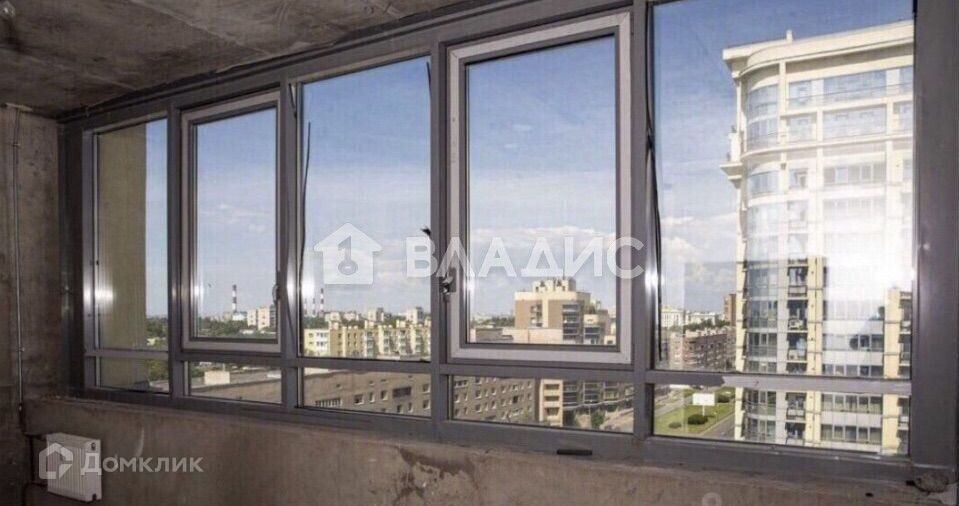 Продаётся 4-комнатная квартира, 155 м²