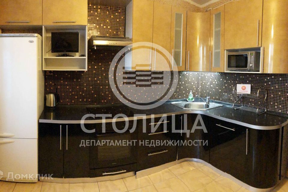 Сдаётся 4-комнатная квартира, 110 м²