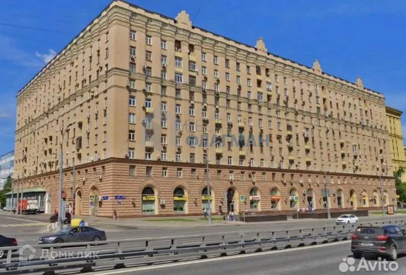 Сдаётся 2-комнатная квартира, 64.6 м²