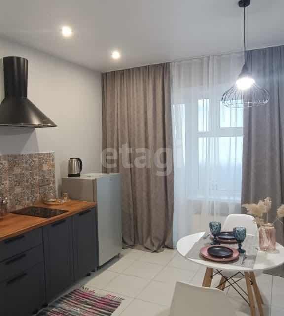 Продаётся 1-комнатная квартира, 35.3 м²